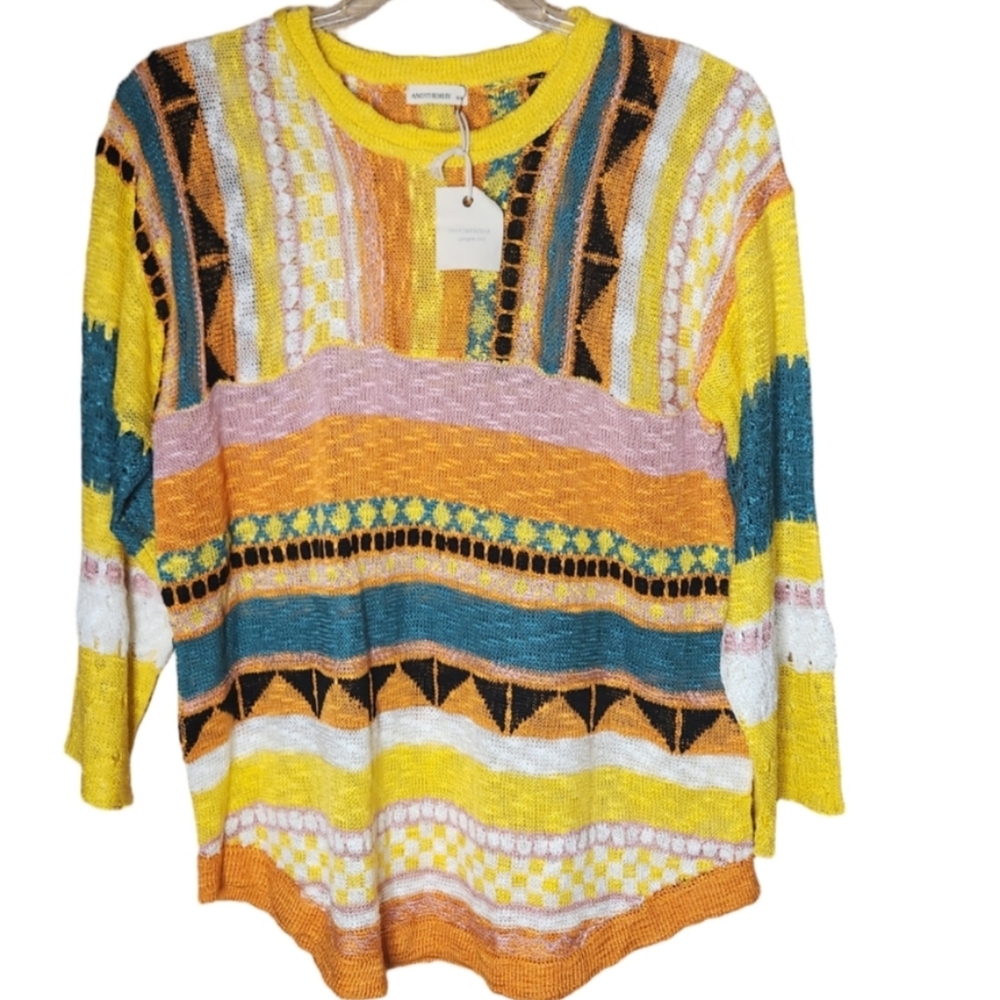 Andthewhy Women"s Sweater Size S/M Nwt